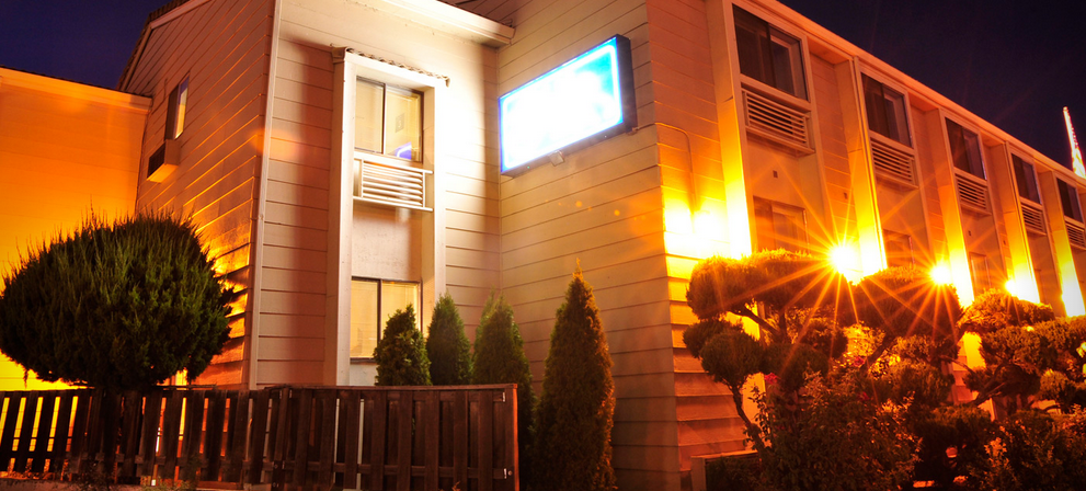 Ramada By Wyndham Medford Airport North Motel Ngoại thất bức ảnh