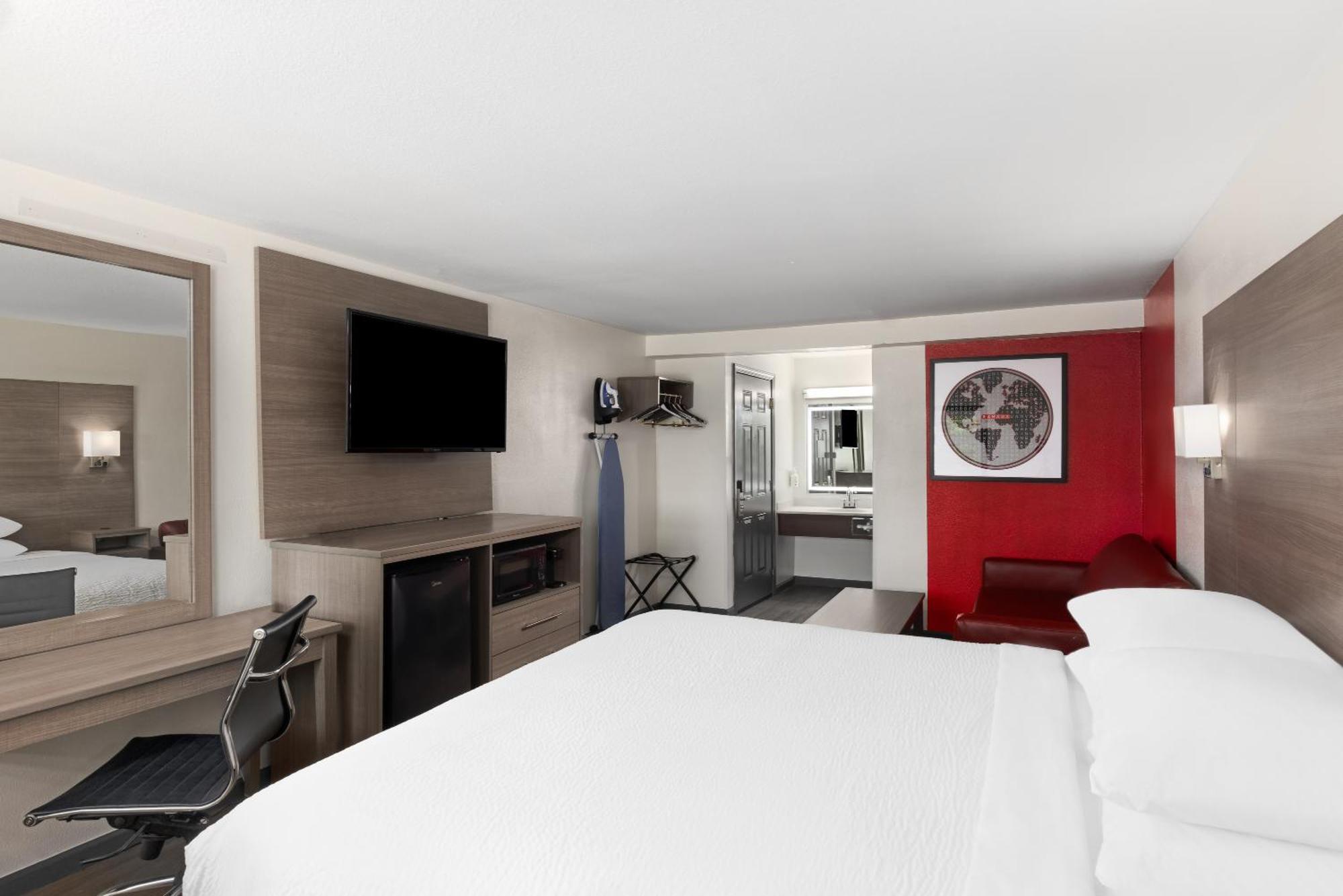 Ramada By Wyndham Medford Airport North Motel Ngoại thất bức ảnh