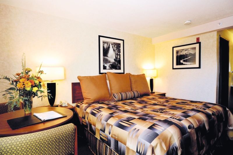 Ramada By Wyndham Medford Airport North Motel Ngoại thất bức ảnh
