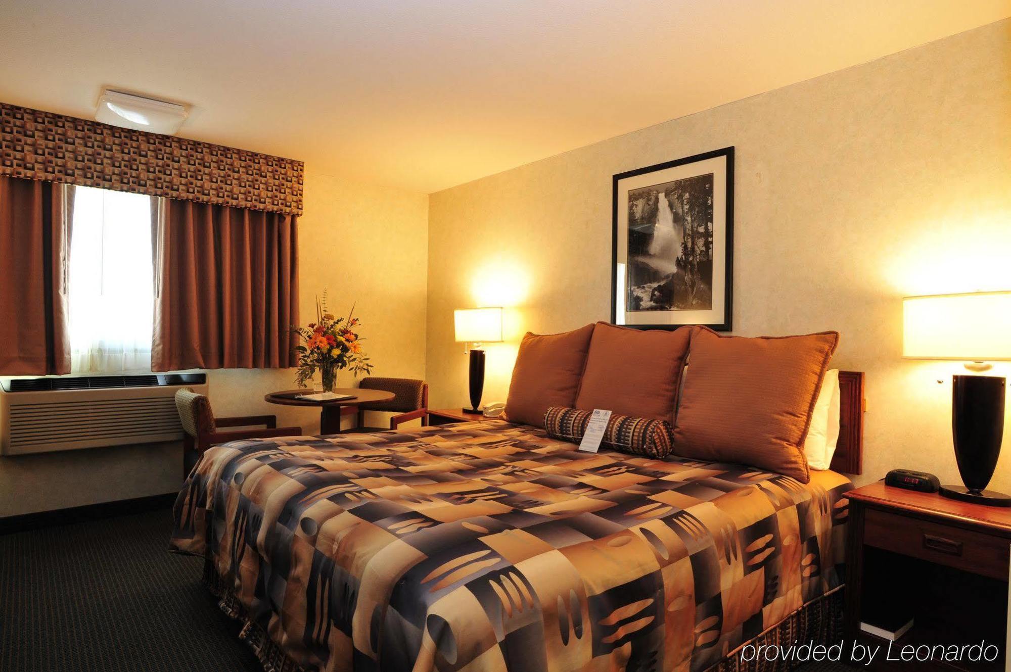 Ramada By Wyndham Medford Airport North Motel Phòng bức ảnh